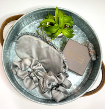 Load image into Gallery viewer, Mulberry Silk Hair Scrunchie Grey Pearl
