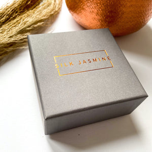 Silk Jasmine Medium Gift Box
