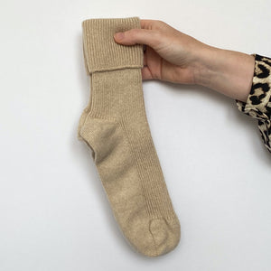 Beige cashmere socks