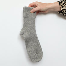 Load image into Gallery viewer, Grey cashmere bed socks uk
