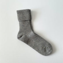 Load image into Gallery viewer, grey cashmere bed socks
