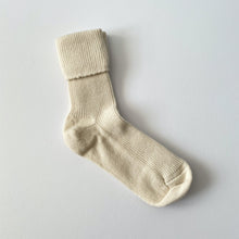 Load image into Gallery viewer, Ivory Cashmere Socks
